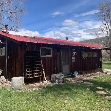 Aubin Sky Lodging At The Yl Ranch Savery Exterior photo