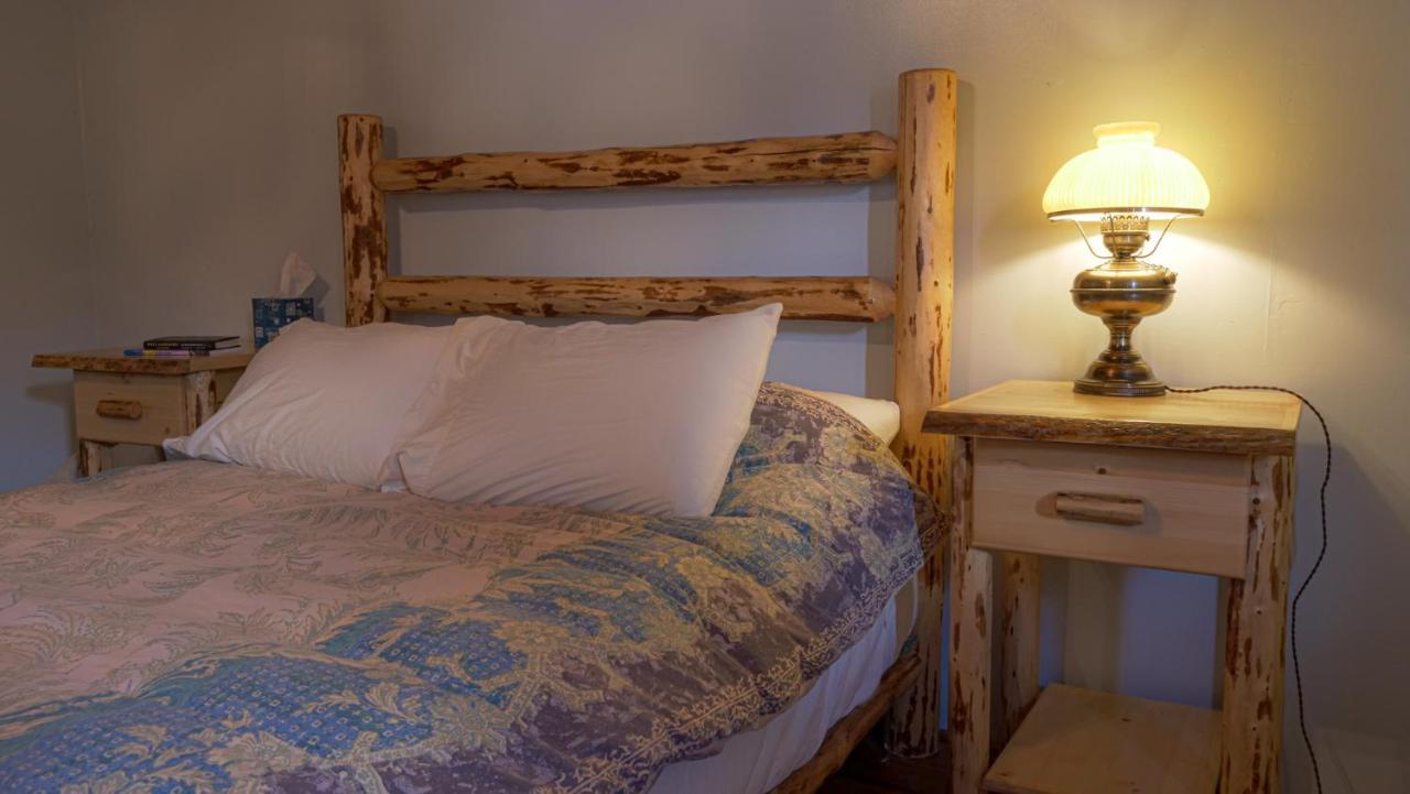 Aubin Sky Lodging At The Yl Ranch Savery Exterior photo