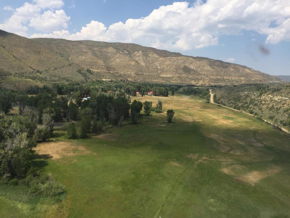 Aubin Sky Lodging At The Yl Ranch Savery Exterior photo