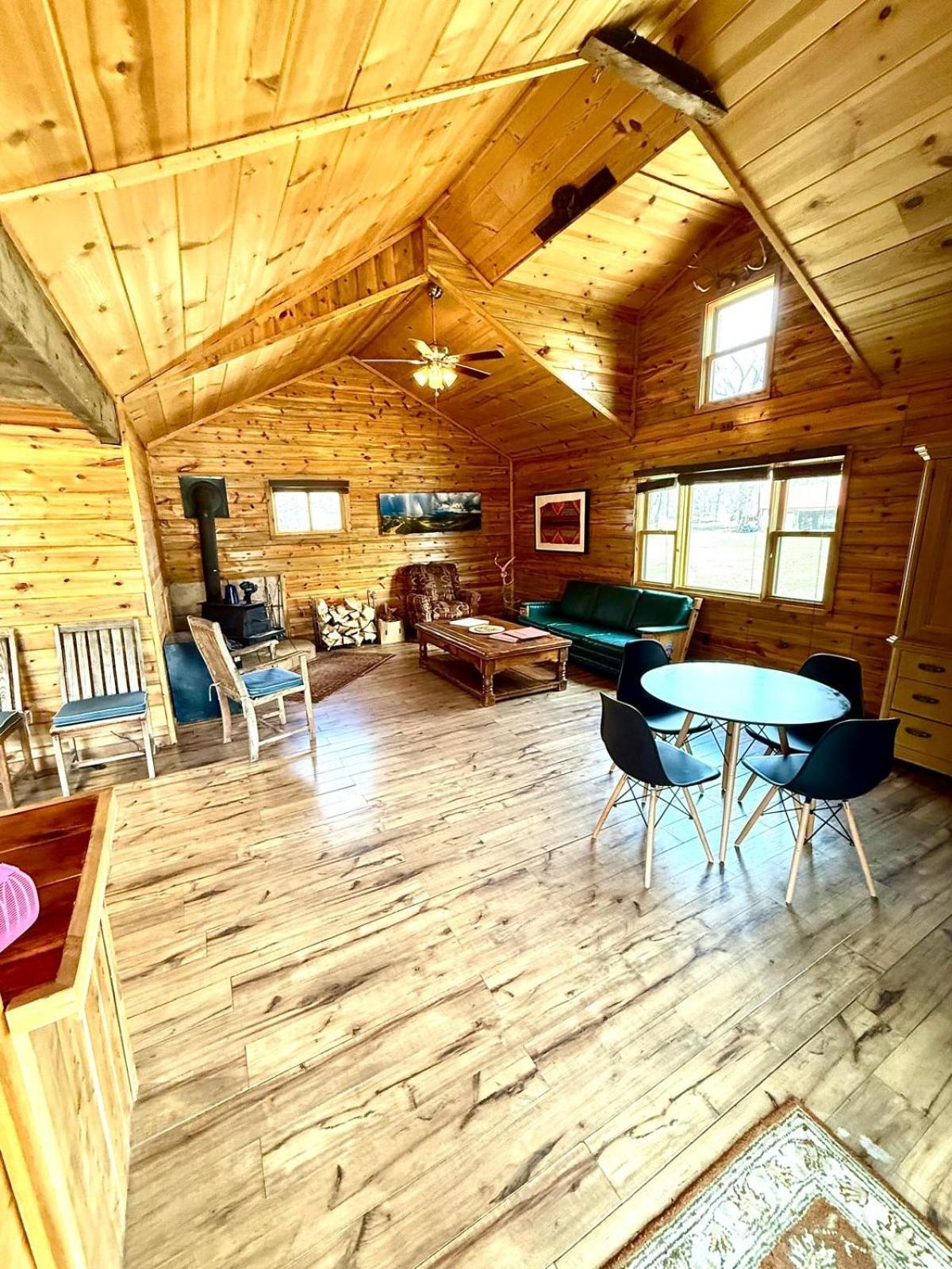 Aubin Sky Lodging At The Yl Ranch Savery Exterior photo